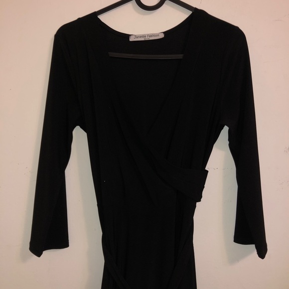 Black Maxi Floor-Length 3/4 Sleeve Dress - Picture 5 of 6